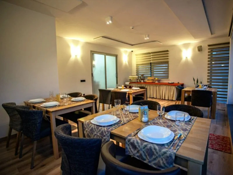 Zambak Apartments