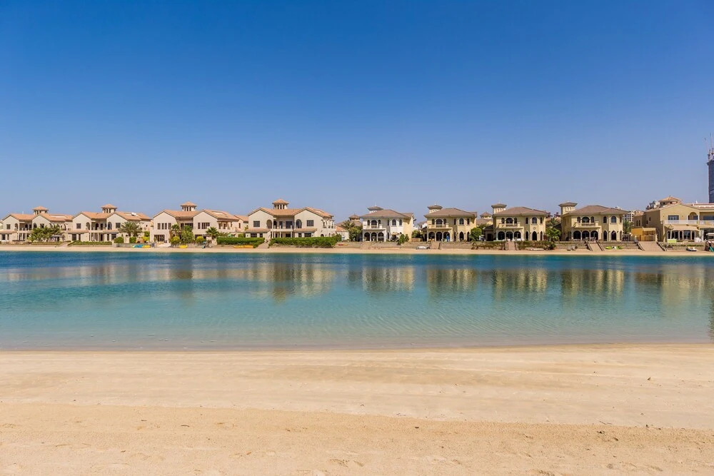 5 Bedroom Garden Villa at Frond E by Deluxe Holiday Homes