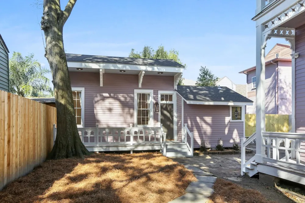 Historic Garden Dist. Victorian Mansion