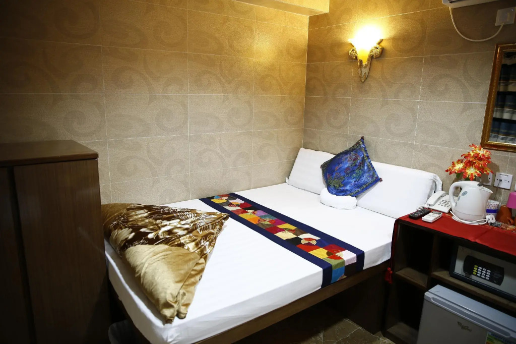 Sandhu Guest House