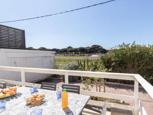 Villa Les Pesquiers by Interhome