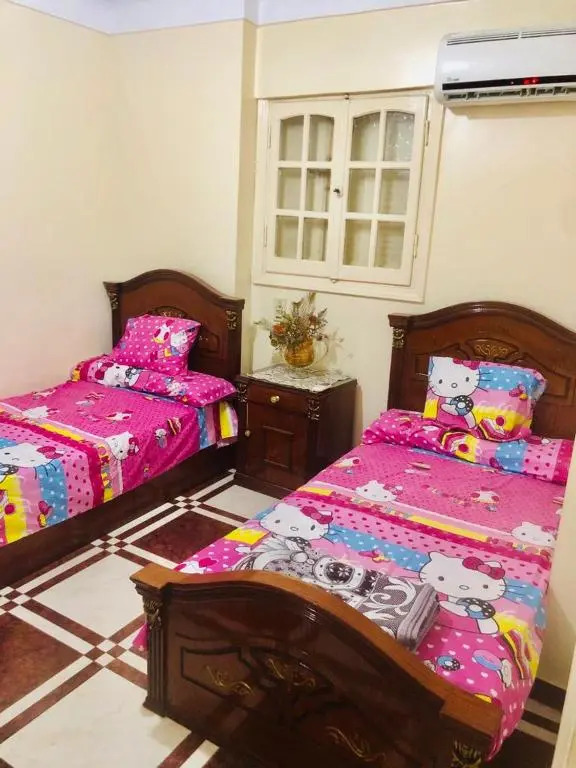 2 Bedroom Apt partial Sea View
