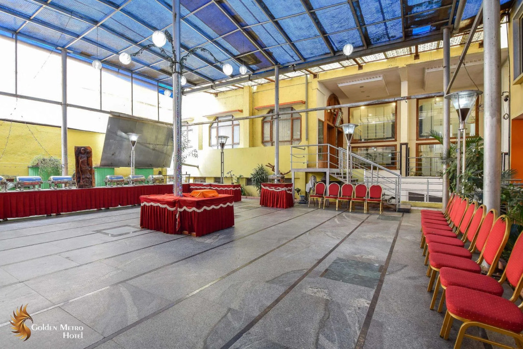 Golden Metro Hotel