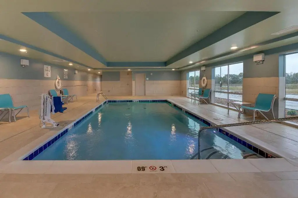 Holiday Inn Express & Suites - Union City by IHG