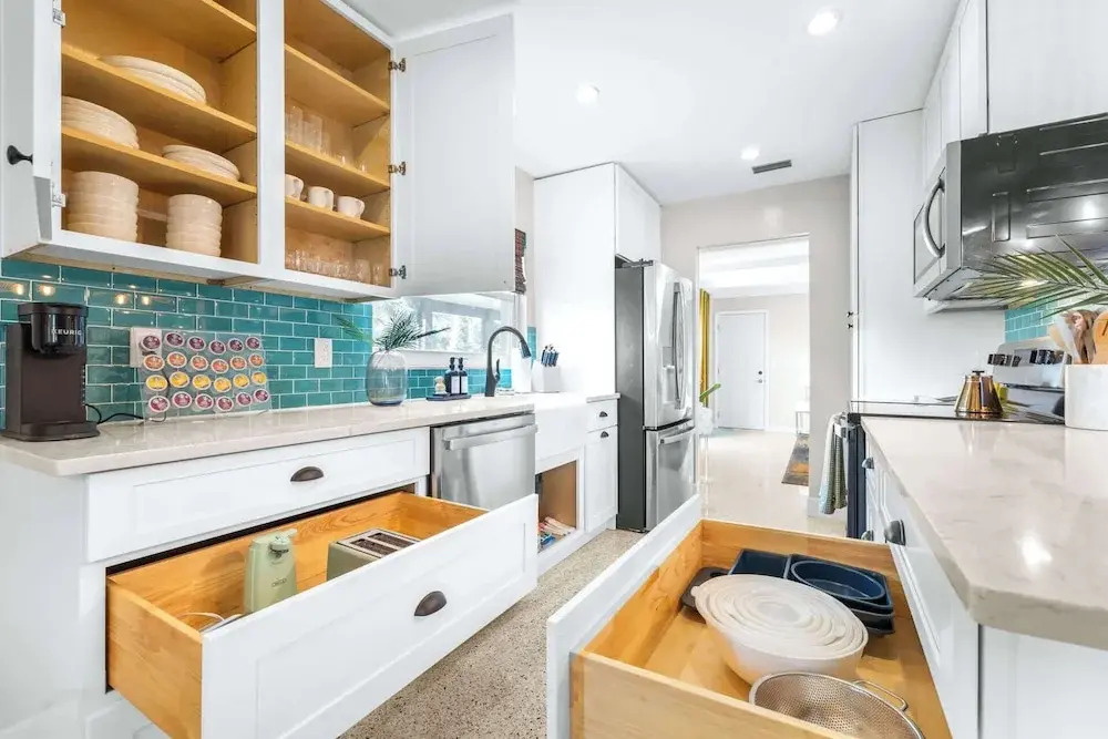 Bay Crest House Stay for 10!