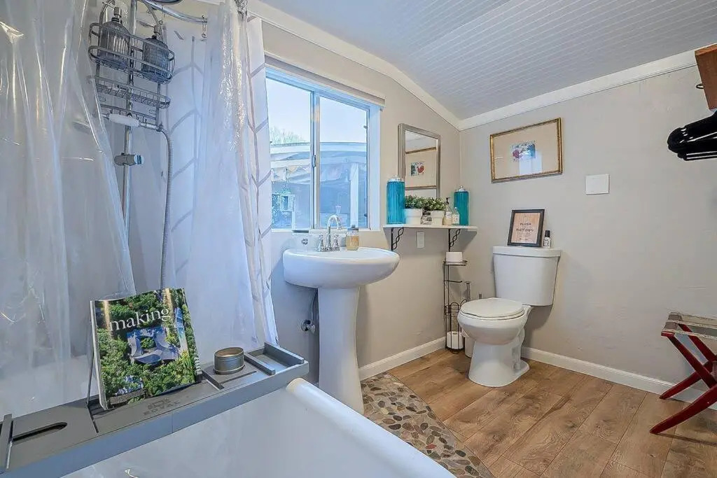 Peaceful Tucson Tiny House Getaway with Backyard