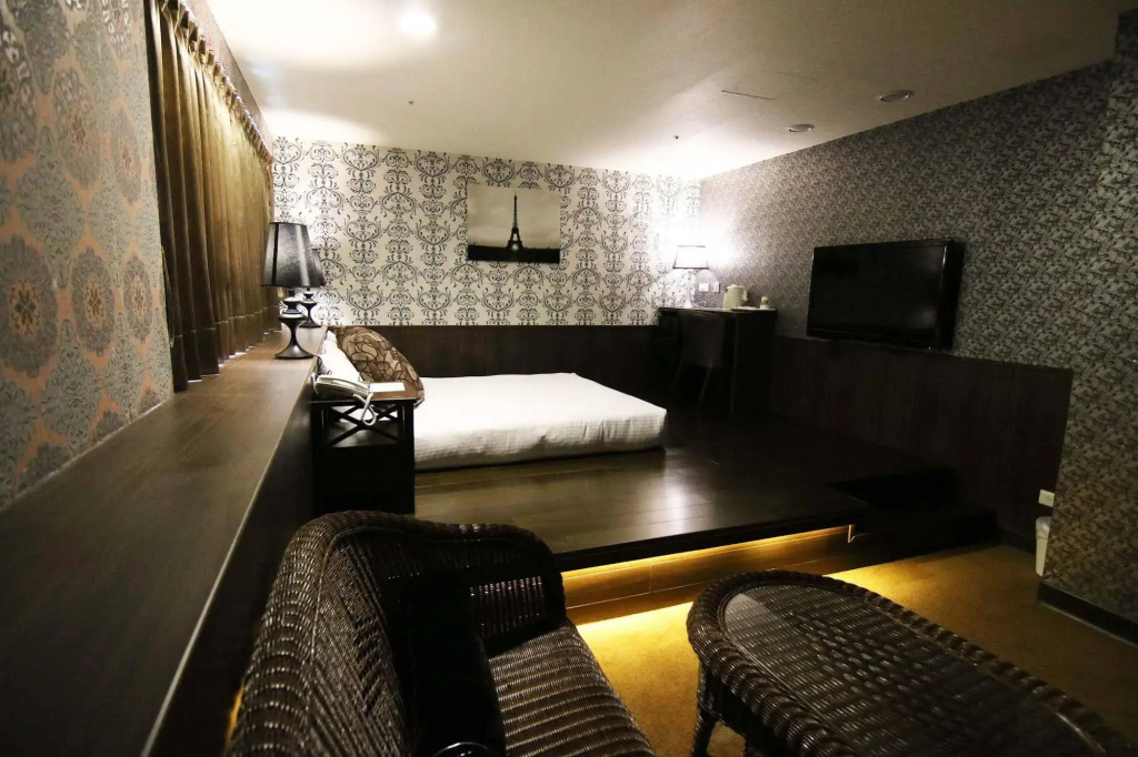 Hotel 6 - ZhongHua