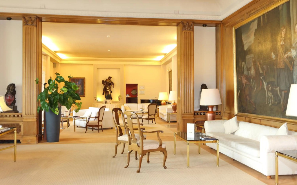 Hôtel du Grand Lac Excelsior
