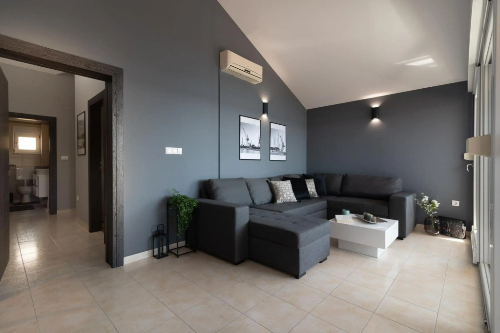Apartment No. 8