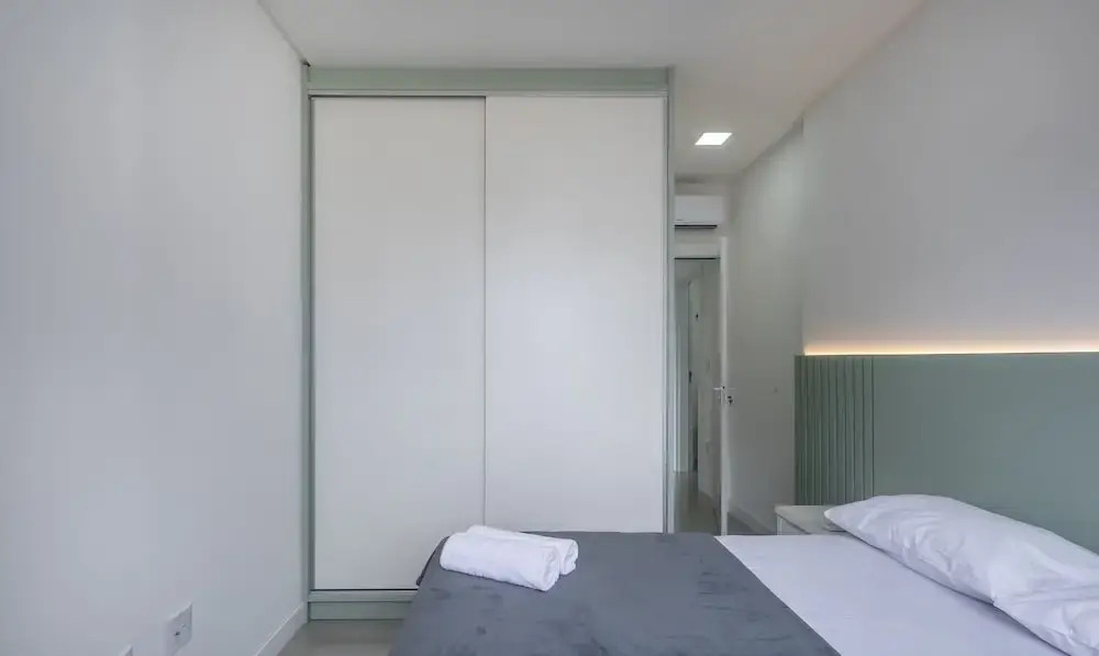 2BR Apt w/ Balcony Near the sea Mts1503