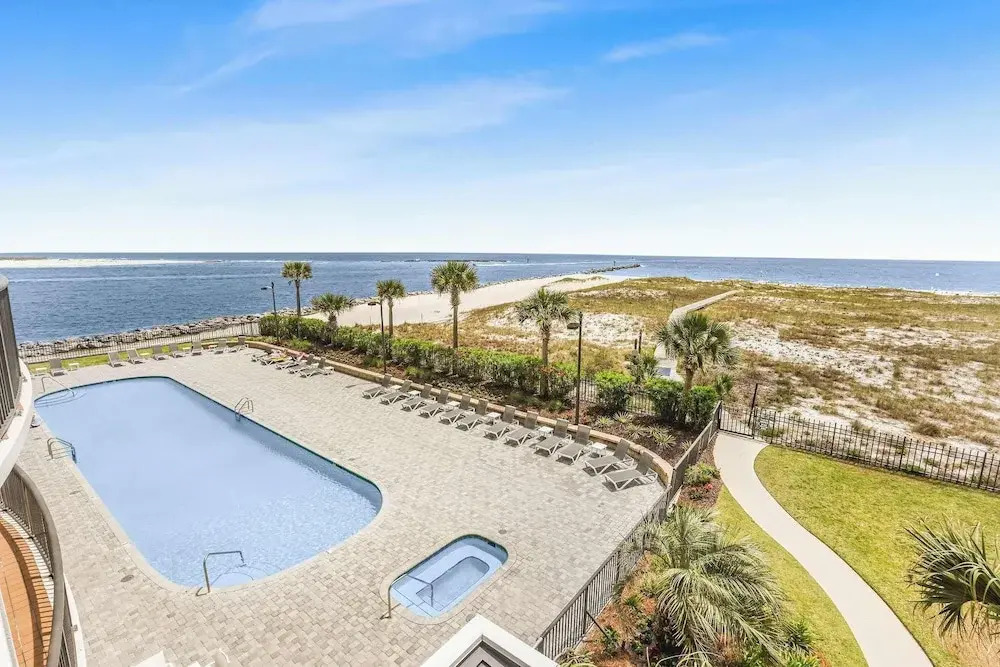 Grand Pointe 310 Panoramic Views Huge Balcony