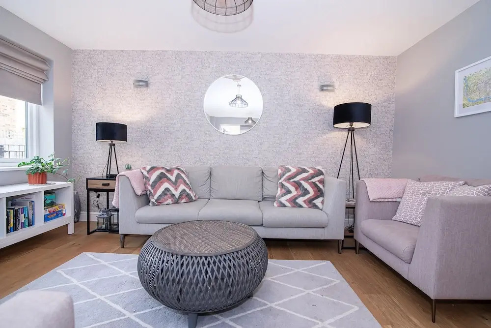 Elegant Ludlow Haven: 4Bed Ultimate Tranquility