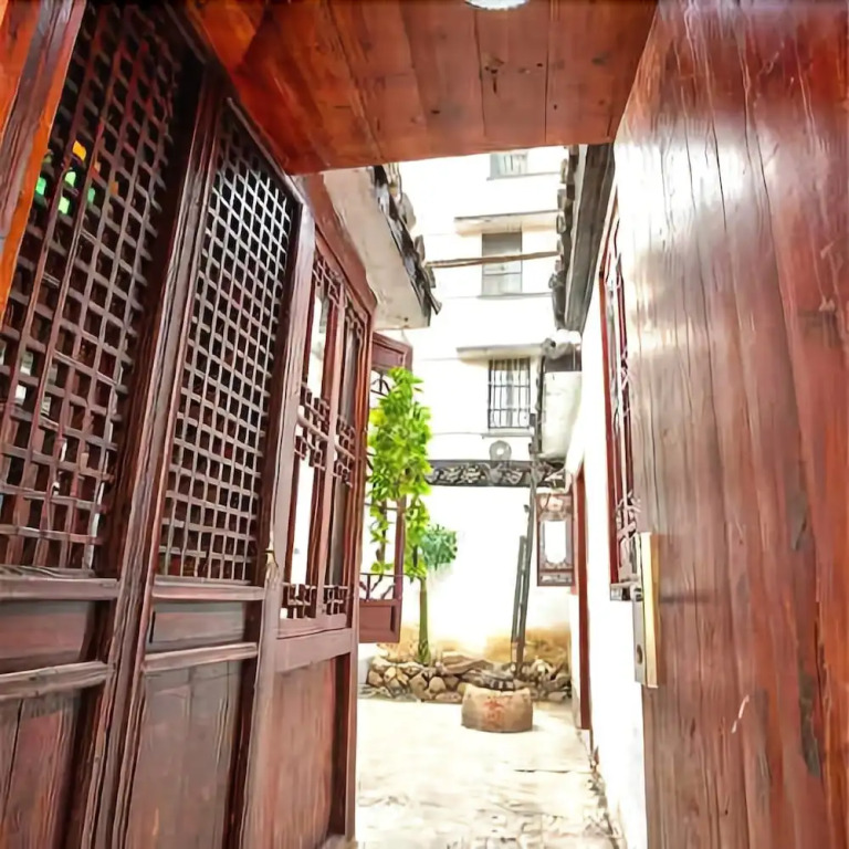 The Courtyard Suzhou Inn
