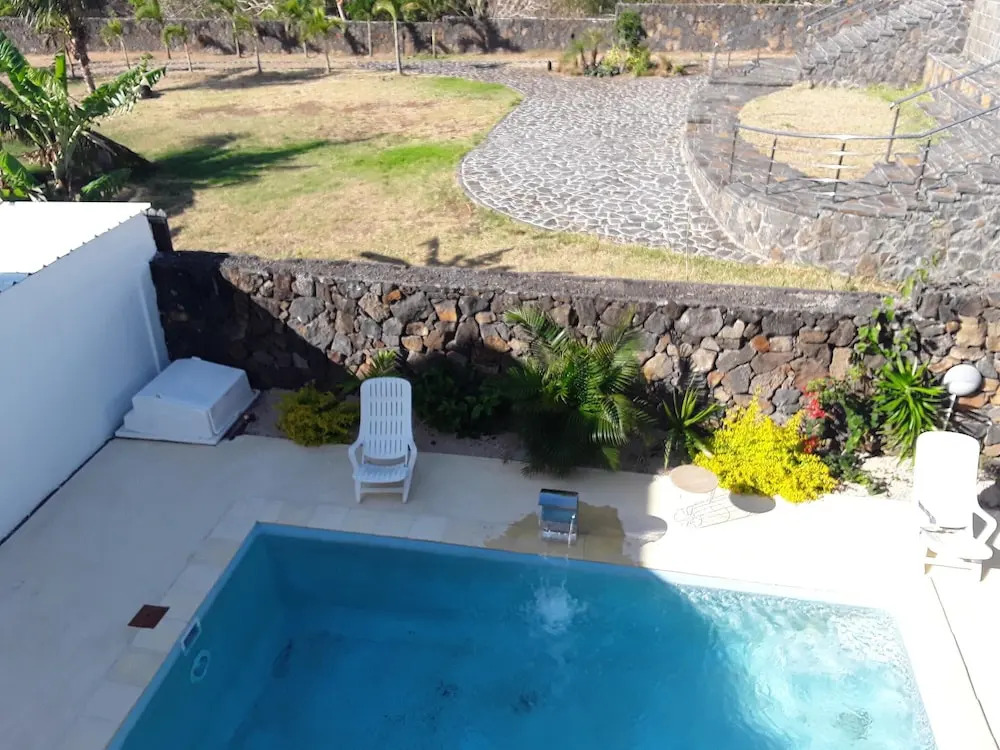 Villa With 3 Bedrooms in Calodyne, With Wonderful sea View, Private Po