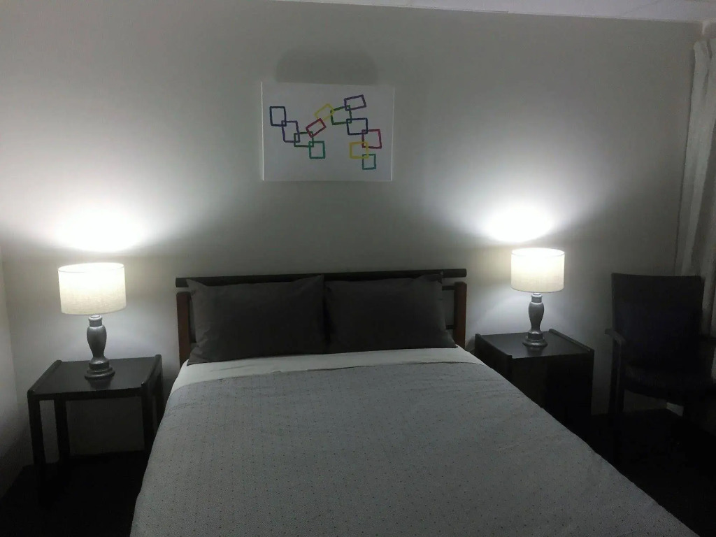 Cooks Endeavour Motor Inn Tweed Heads near Gold Coast Airport