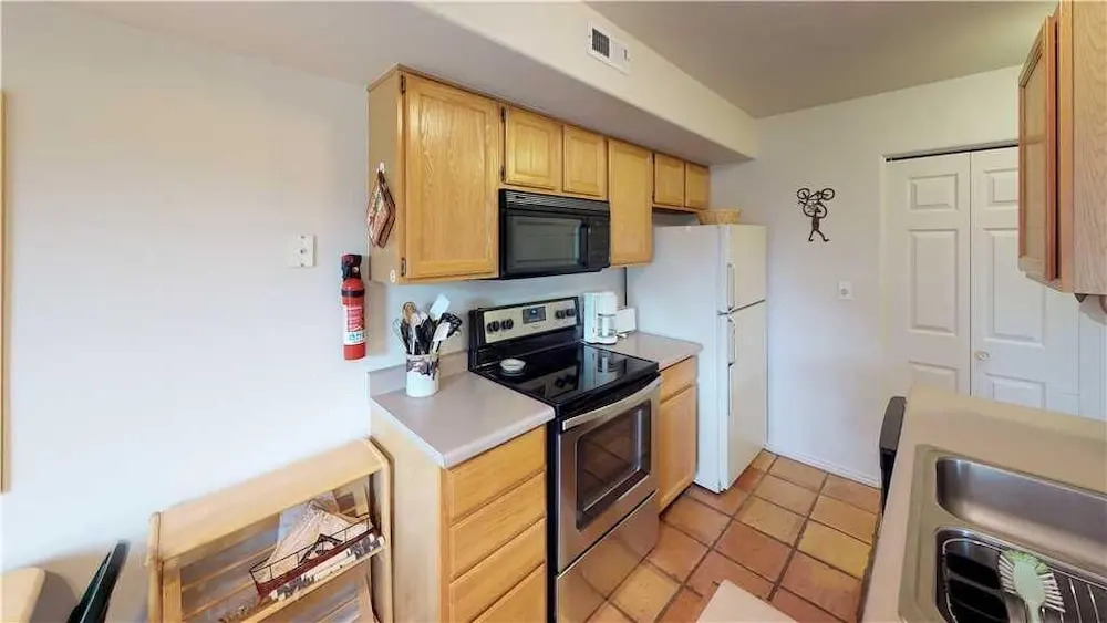 Adobe Dreams  3292 - 2 Br Condo