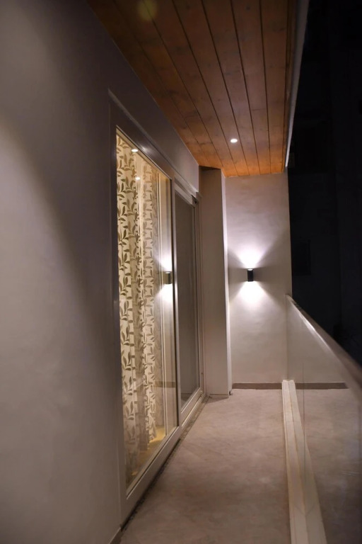 Luxuryhouse-3br-free Car & Driver-balcony-wifi