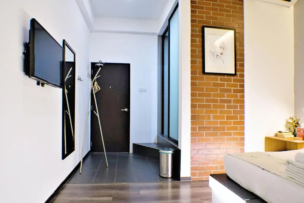 ZEN Rooms Eden Parade