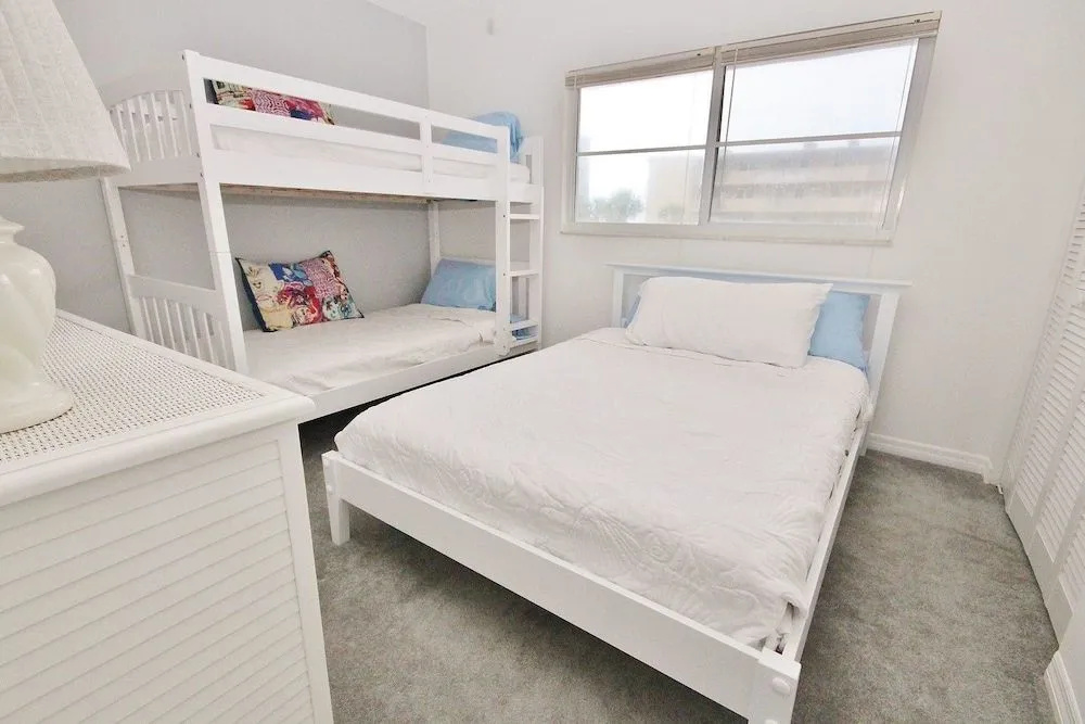 Sea Coast Gardens III 309 Apartment 2