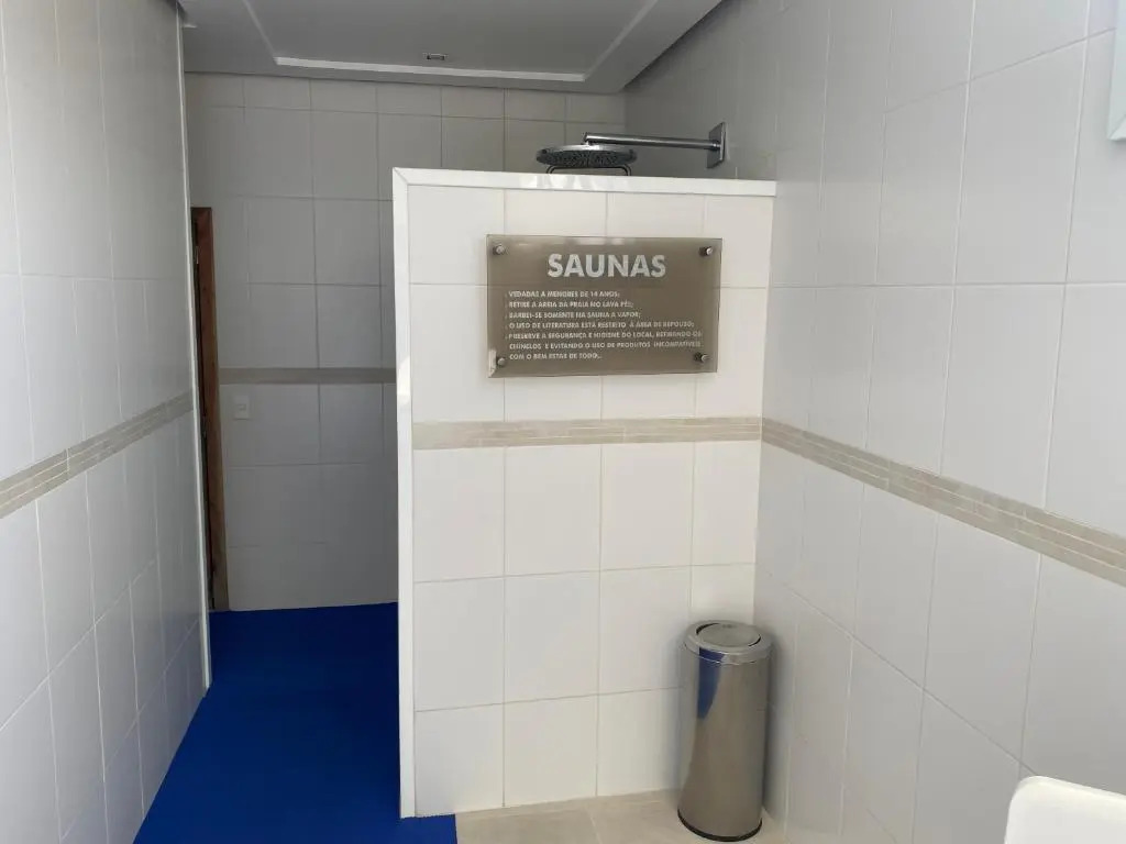 Apartamento em Condominio na Beira da Praia da Barra da Tijuca
