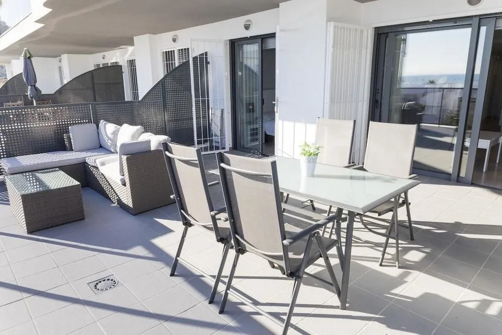 Ocean View Apartment - Near Arenales Beach
