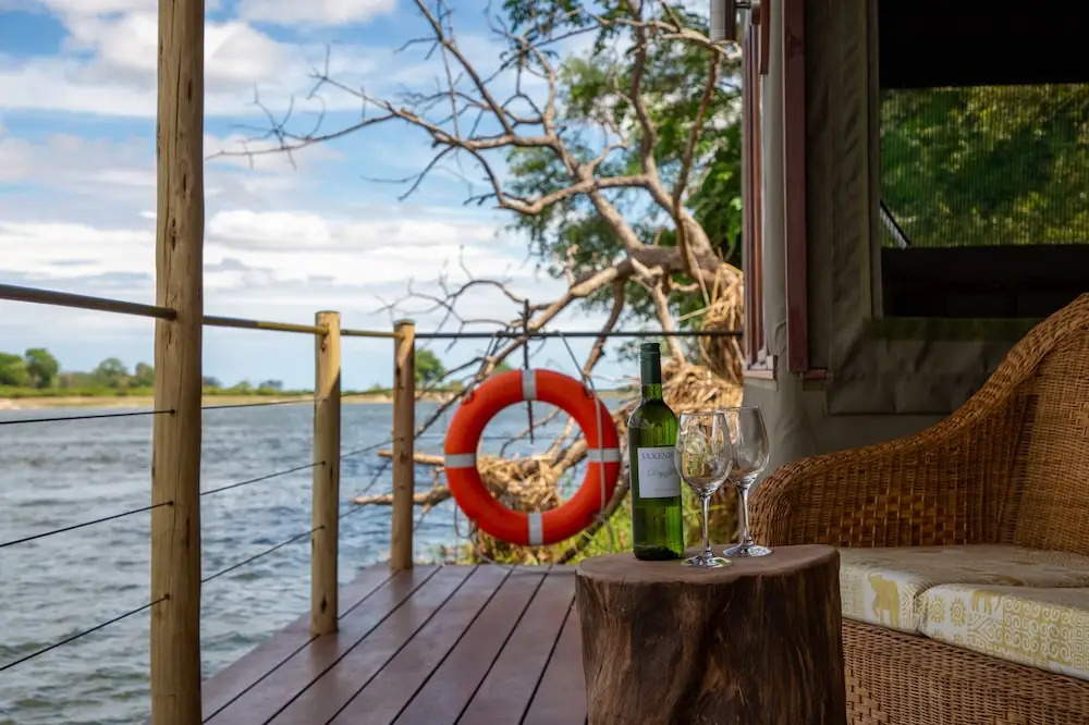 Ndhovu Safari Lodge
