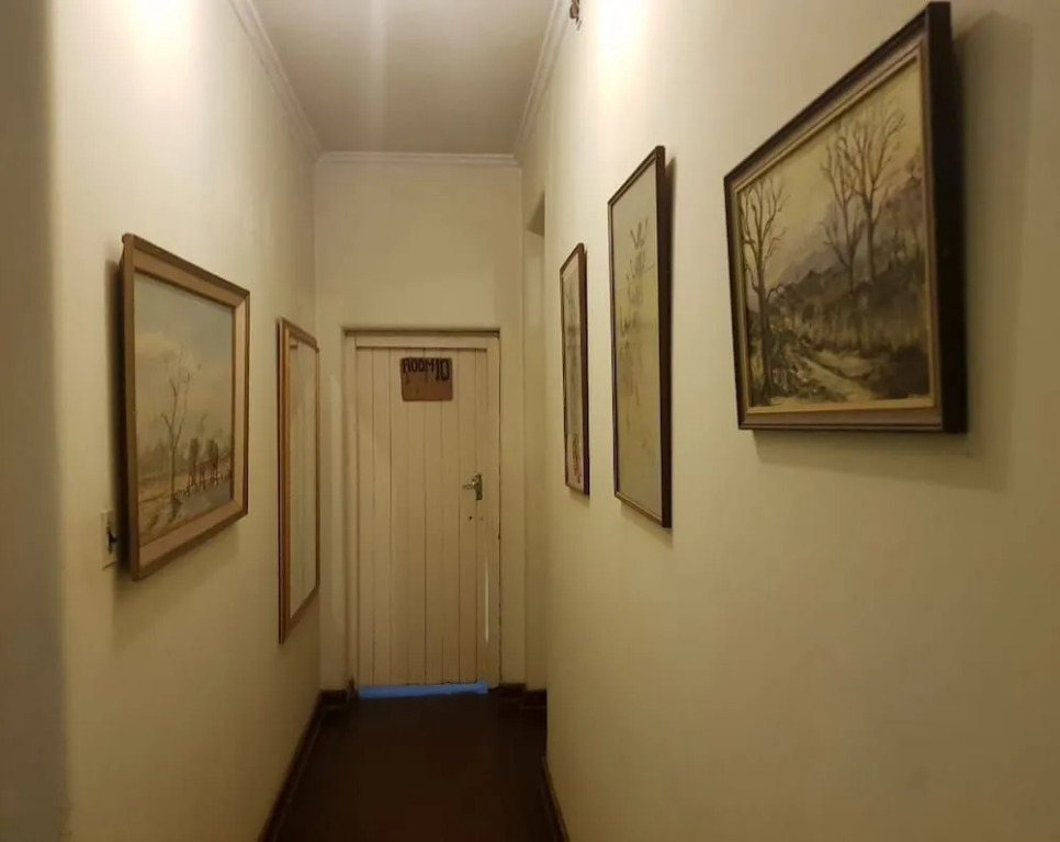 Intercom Lodge