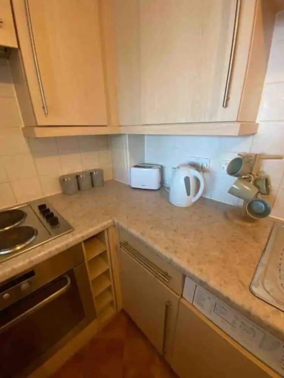 Prime central location 2bedApartmentSecure parking
