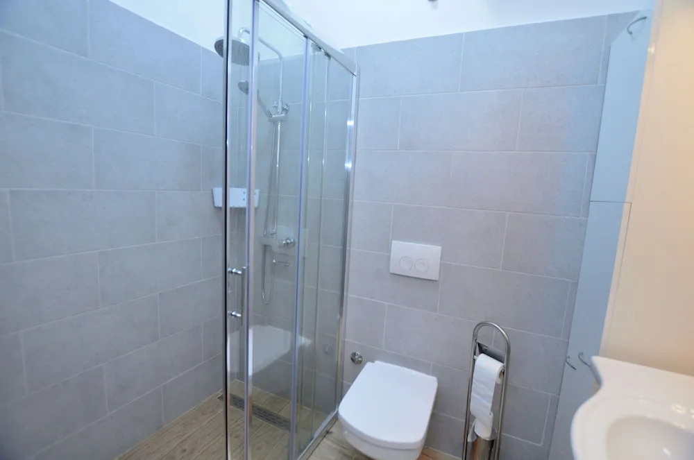 Pool And Garden Apartment Happy Sound