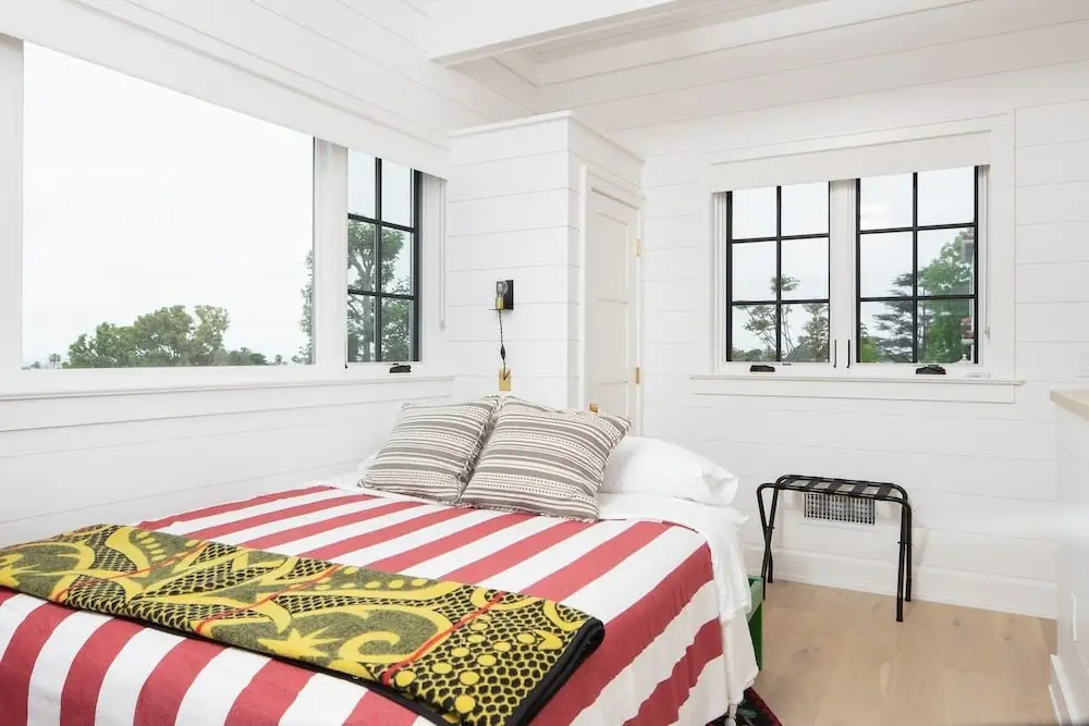 La Jolla Luxury New 1 Br+loft Apt Near Beach!