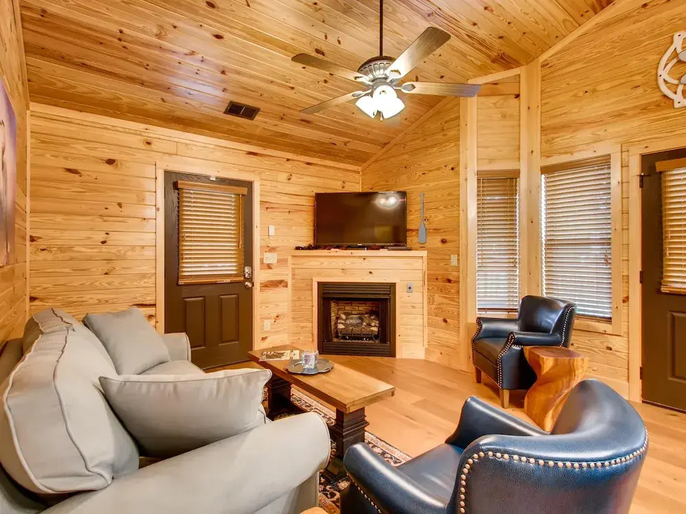 River Getaway #2326