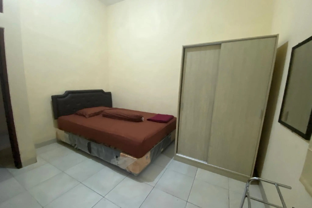 OYO 90548 Kika Homestay