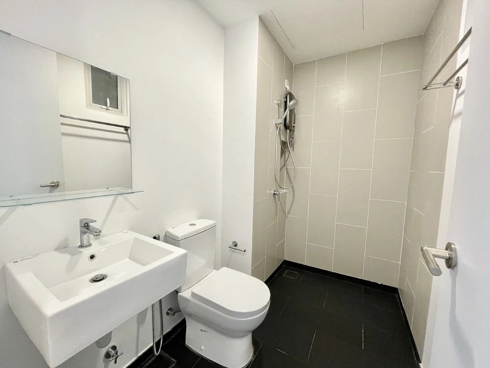 UNA Serviced Apartment by MOKA
