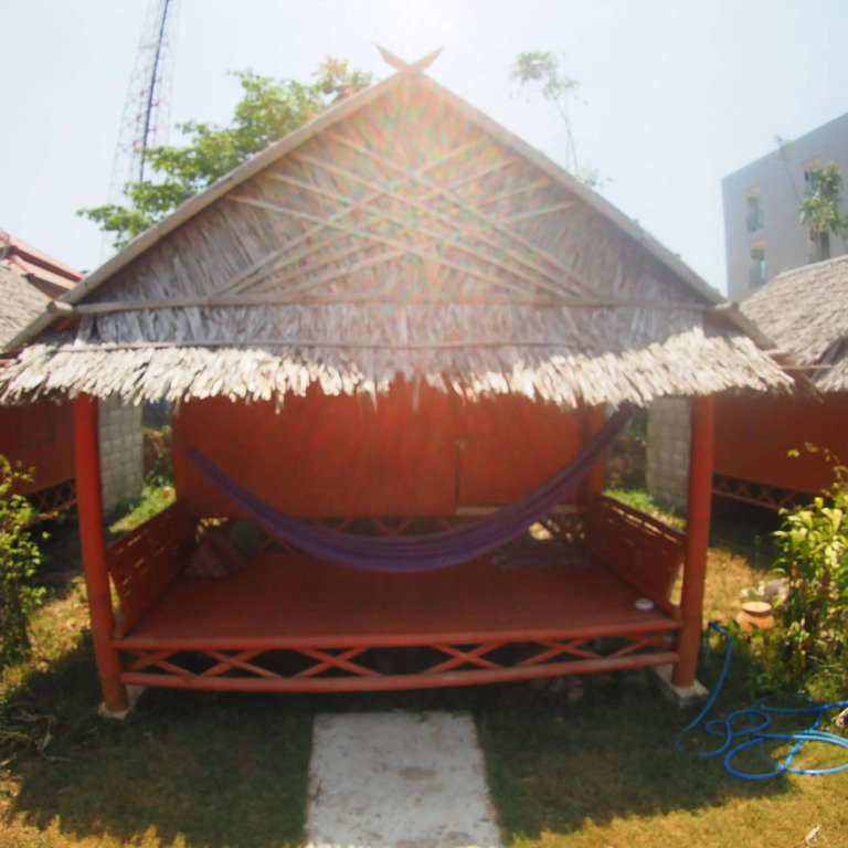 Hatzanda Bamboo House