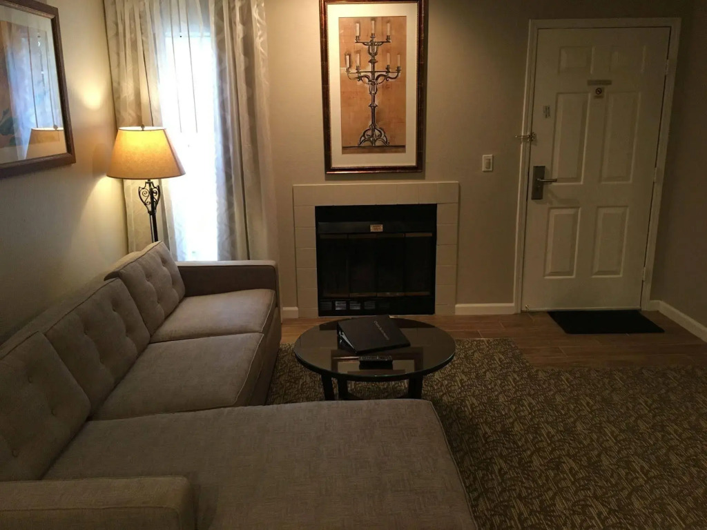 Chase Suite Hotel Newark Fremont
