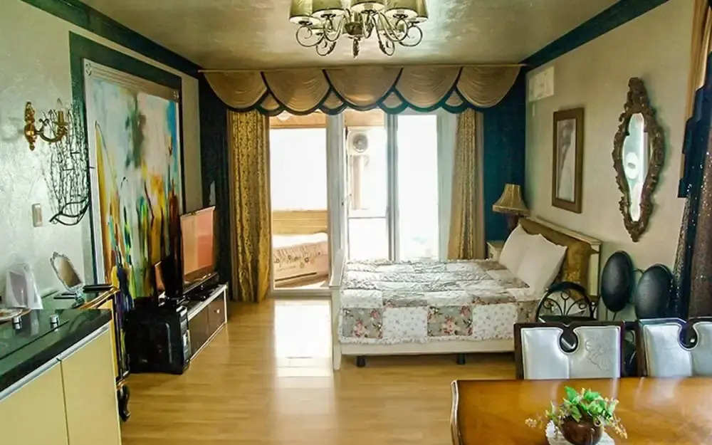 Geojedo Santa Monica Pension