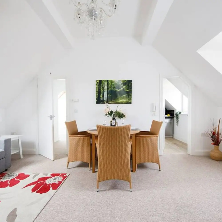 Lovely Selsey Apartment With sea Views Sleeps 4