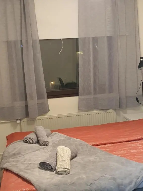 Kaunis valoisa 4. krs pikkukaksio Vantaa Koivukylä