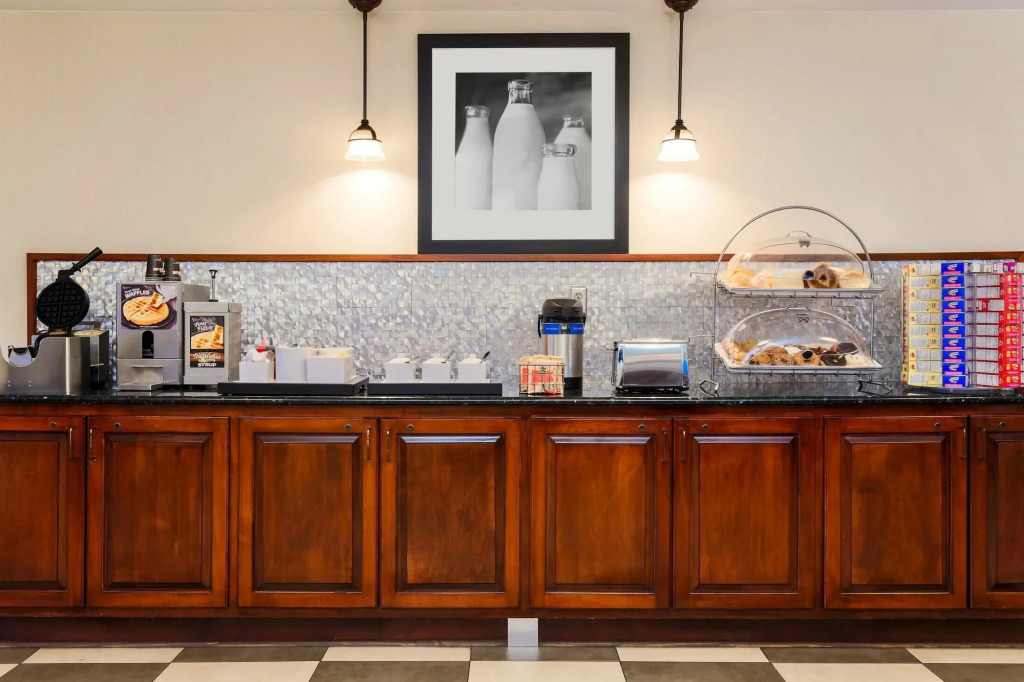 Red Lion Inn and Suites Hattiesburg