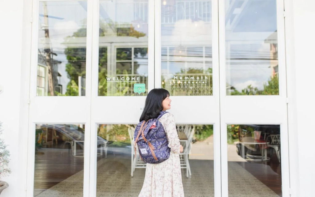 Memmoth Cafe & Hostel in Lampang