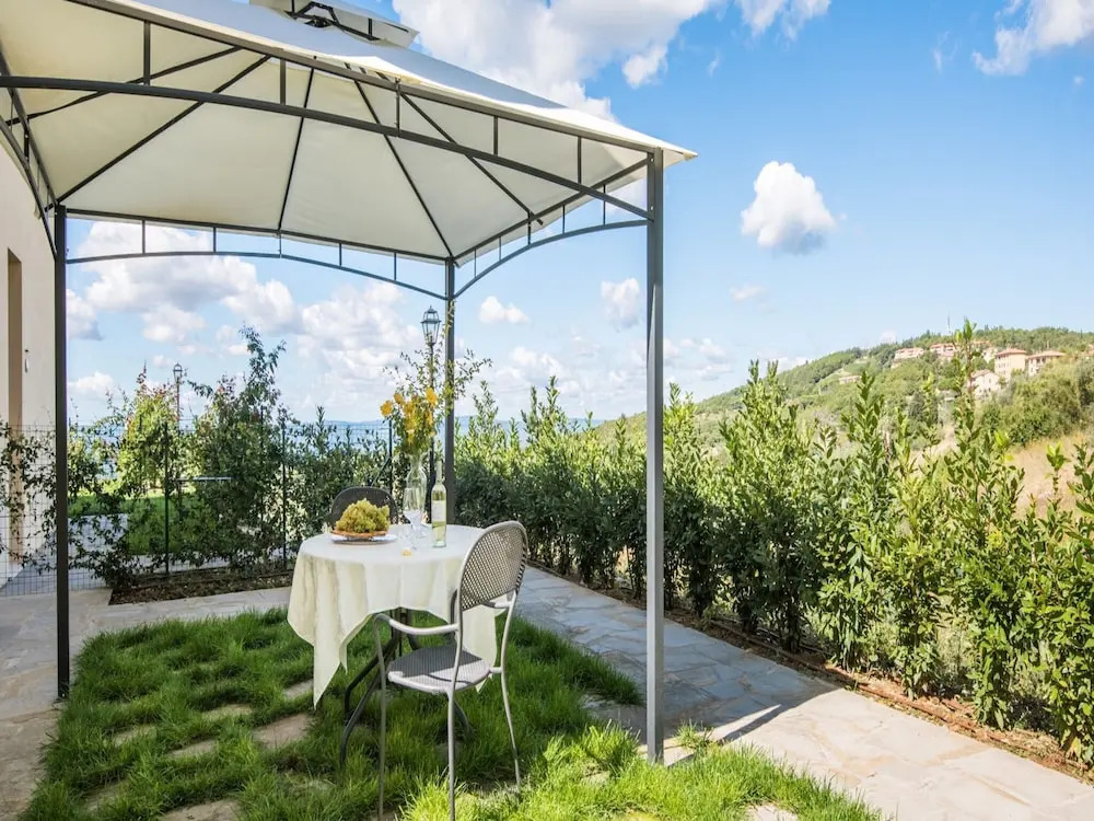 Charming apartment in Castellina in Chianti with garden