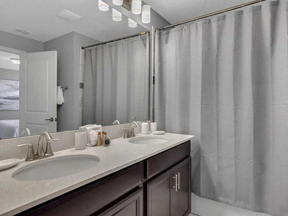 Marvelous 4 Bedroom w/ Screened Pool Close to Disney 1569