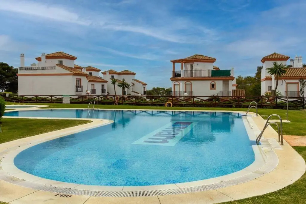 8-Beautiful Villa, Las Lomas de Cabopino, Marbella