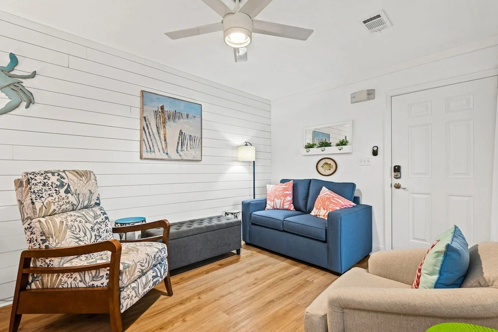Pet-friendly Corner 1st Floor Condo in Seagrove, Steps From the Beach