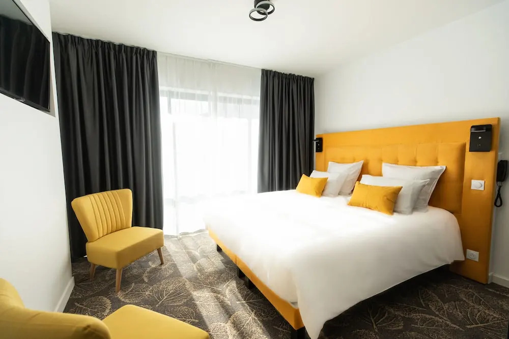 Le Barracuda & Spa, pieds dans leau, vue mer, espace bien-être offert