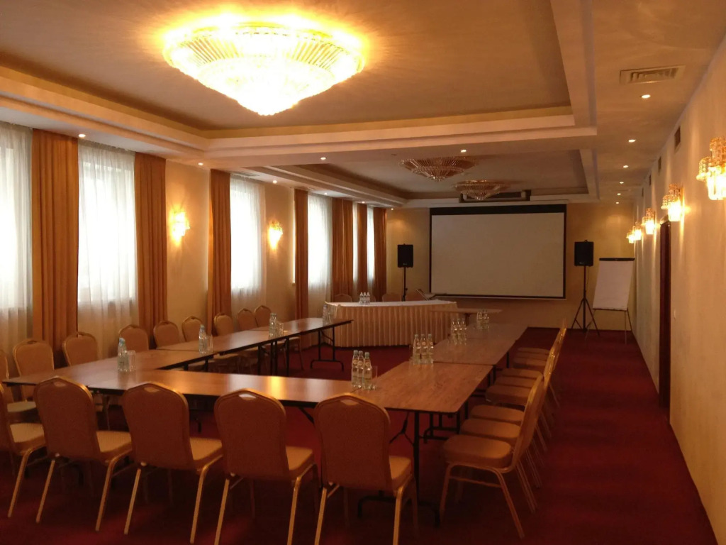 Hotel Holiday Park