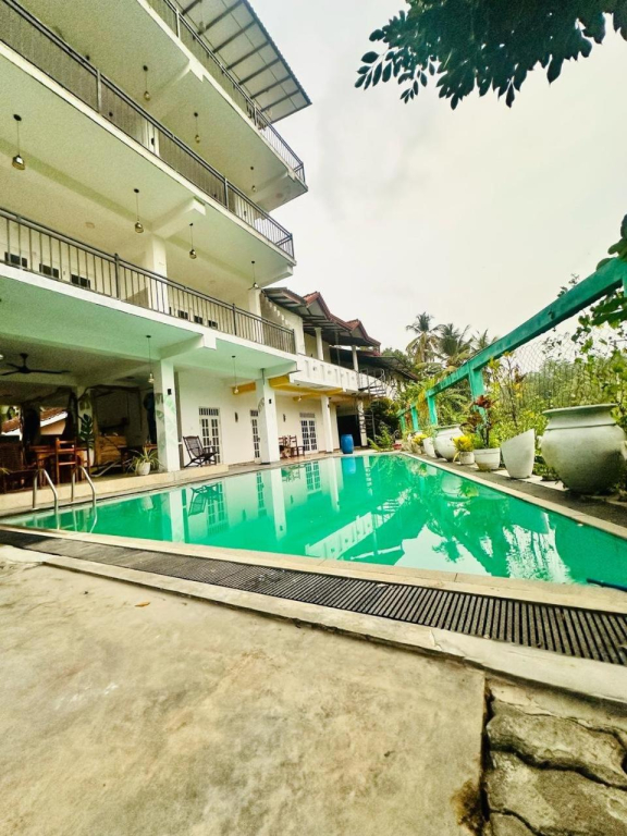Unawatuna Hideaway Hostel
