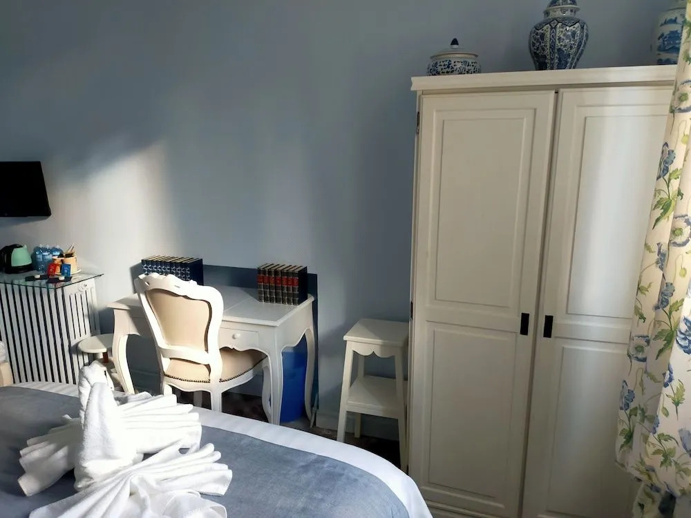 La Maison Bleue