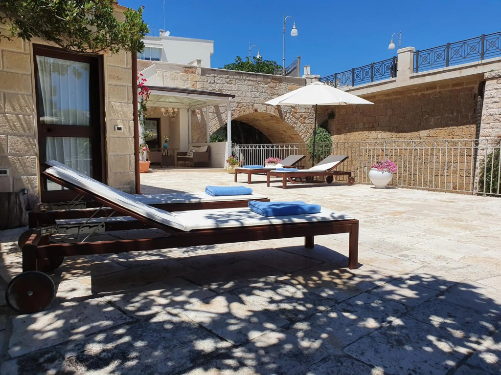Lamanna SUMMER HOUSE