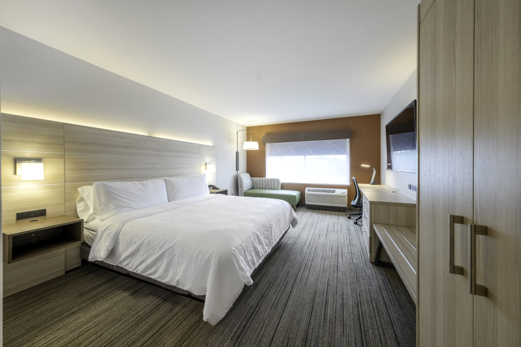 Holiday Inn Express & Suites - Staunton by IHG